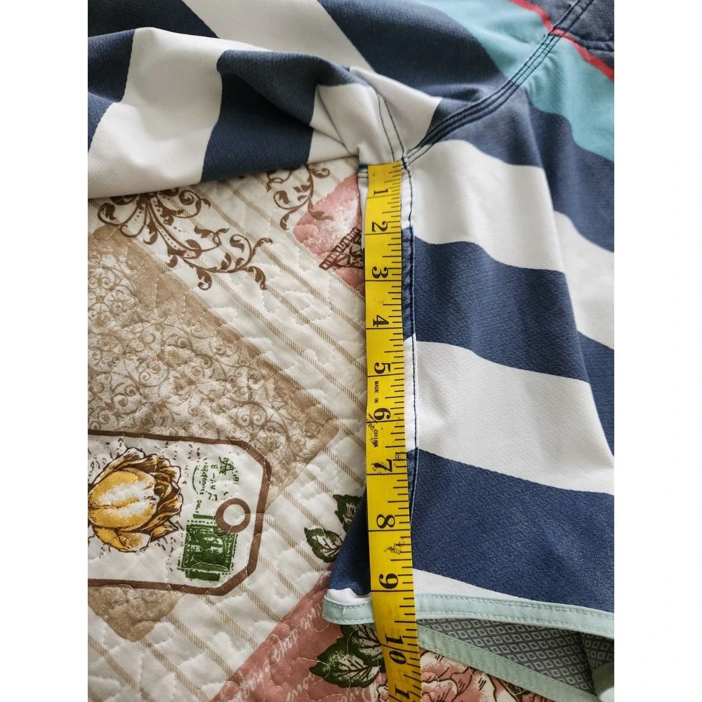 Quiksilver Men's Board Shorts Blue White‎ Striped Surfing Beach Size 34